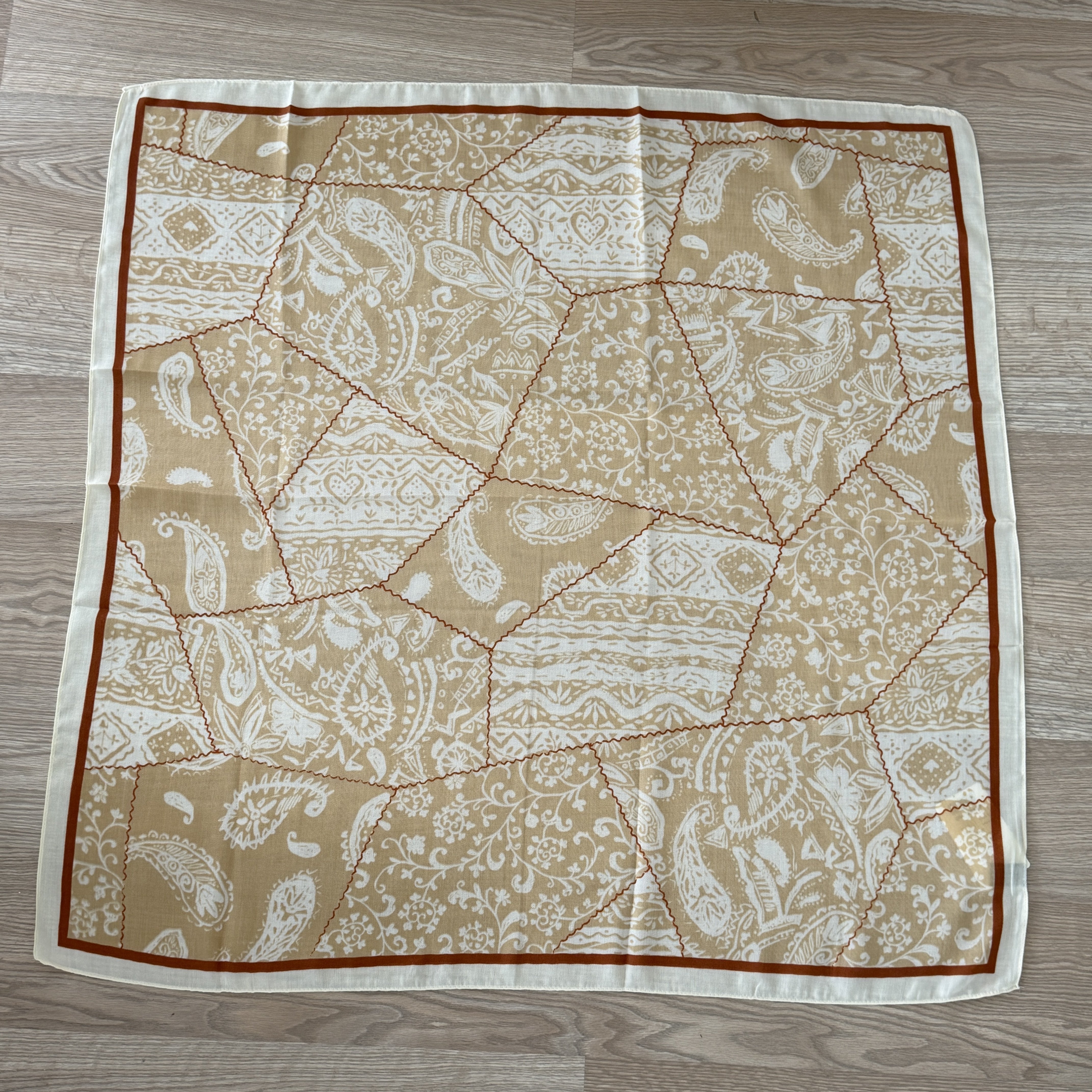 Krem Rengi Parçalı Şal Desenli Pamuklu Şal 90*90cm