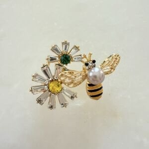 Kristal Taşlı Arılı Broş