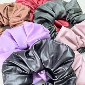 Deri scrunchie toka