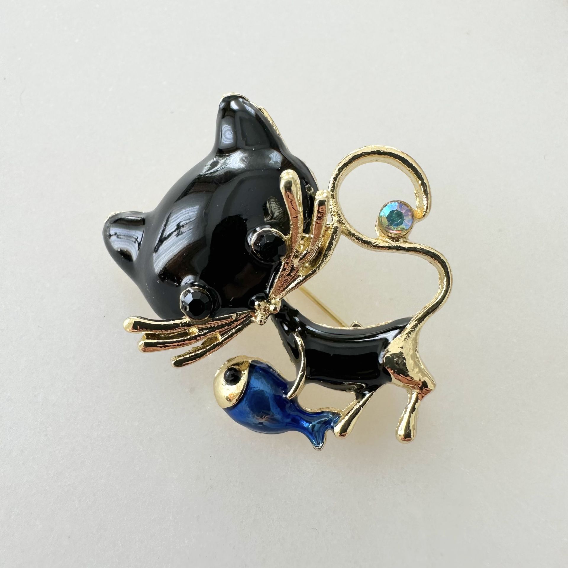 Siyah Mineli Kedi Broş