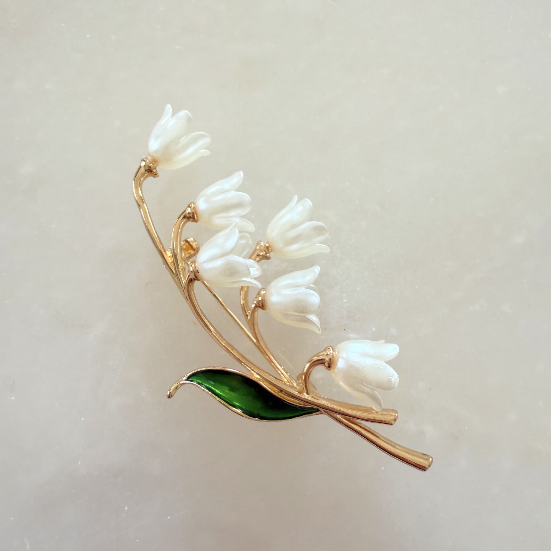 Müge Çiçeği Broş