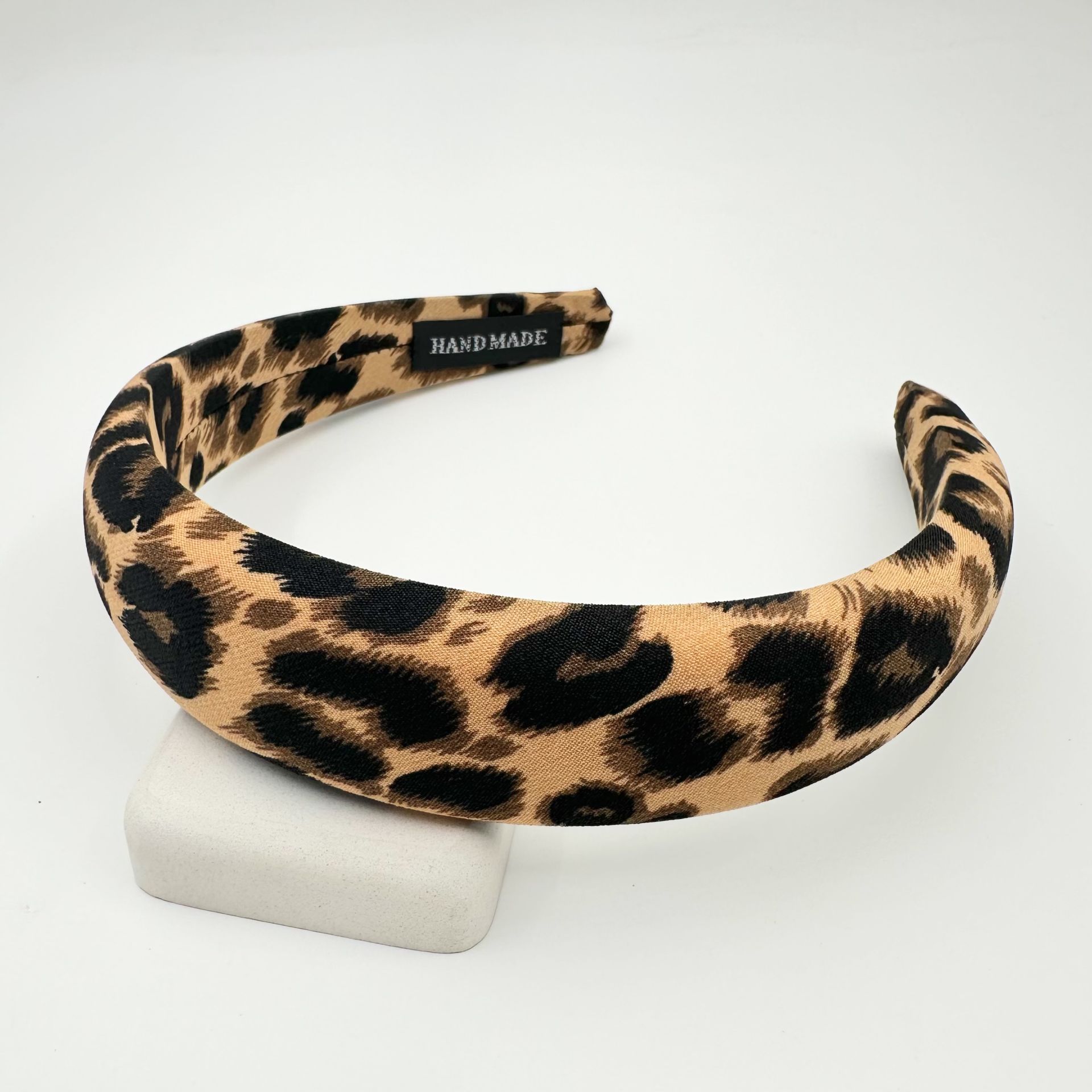 Kahverengi Leopar Desenli Taç