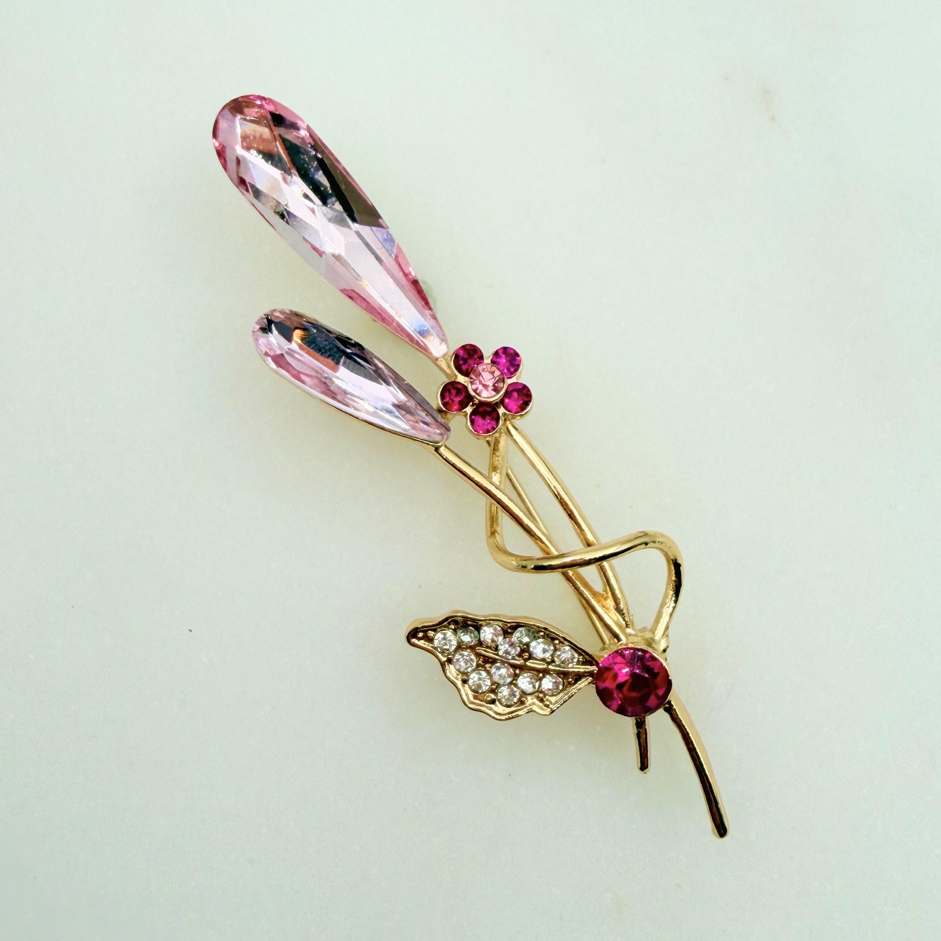 Pembe Kristal Taşlı Tomurcuk Broş