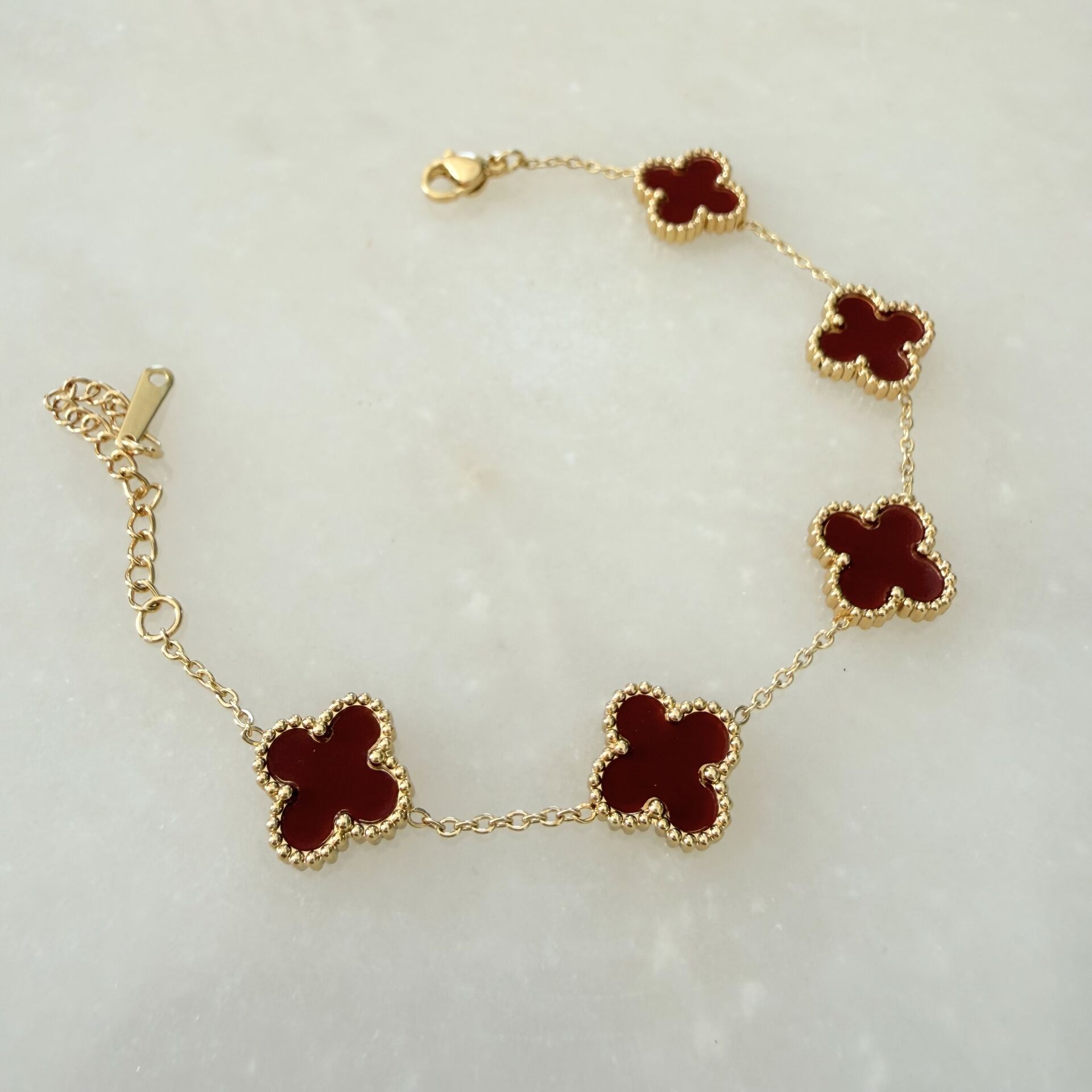 Çelik Bordo Yonca Bileklik