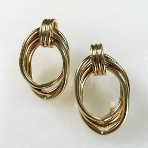 Geçmeli Oval Küpe