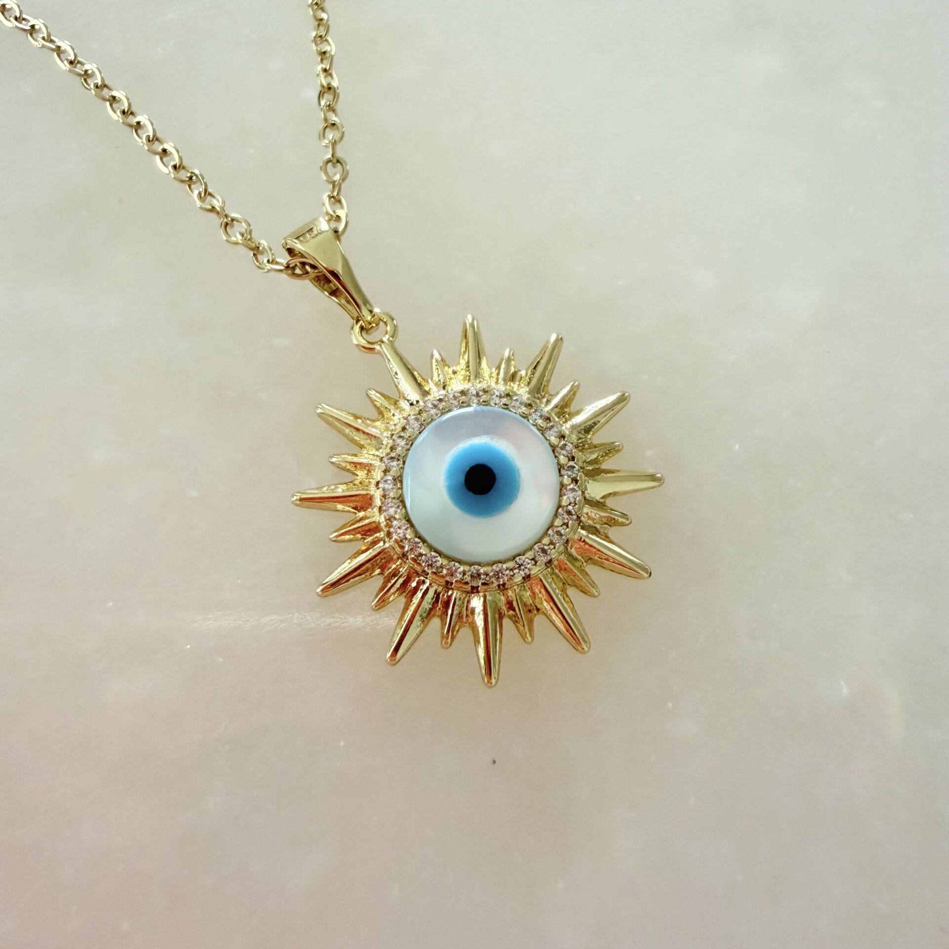 Özel Seri Göz Figürlü Kolye