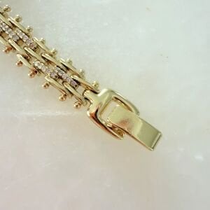 Özel Seri Taşlı Kenarları Topçuklu Bileklik