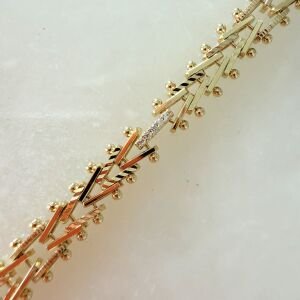 Özel Seri V Model Bileklik