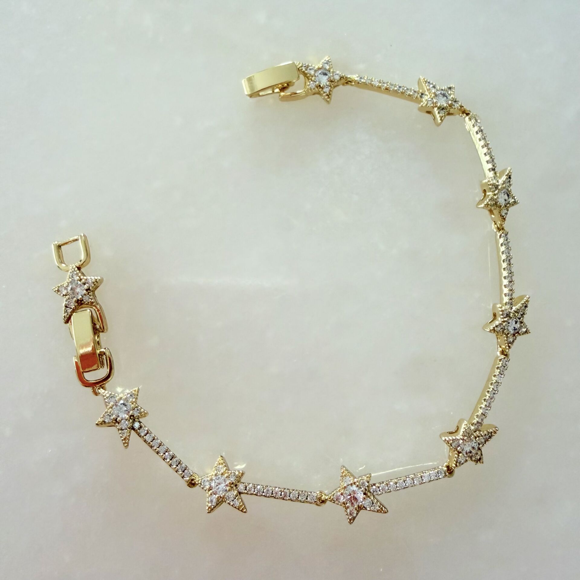 Özel Seri Yıldız Kolye