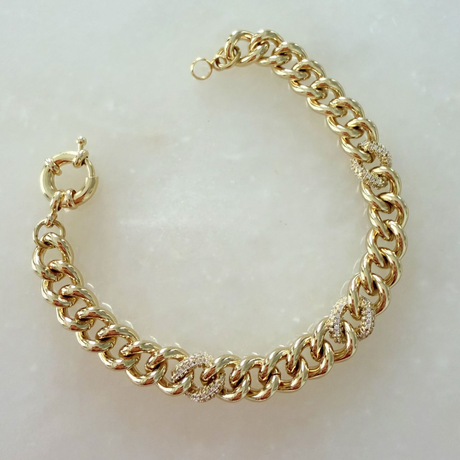 Özel Seri Taş Detaylı Ezme Zincir Bileklik