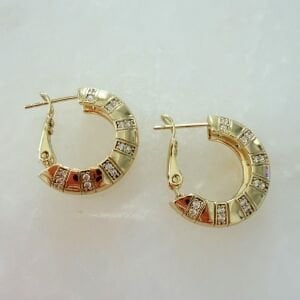 Özel Seri Bombeli Taşlı Halka Küpe