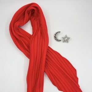 Ay Yıldız Küpe-Kırmızı İpek Saten Fular Kombin