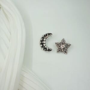 Ay Yıldız Küpe- Beyaz İpek Saten Fular Kombin