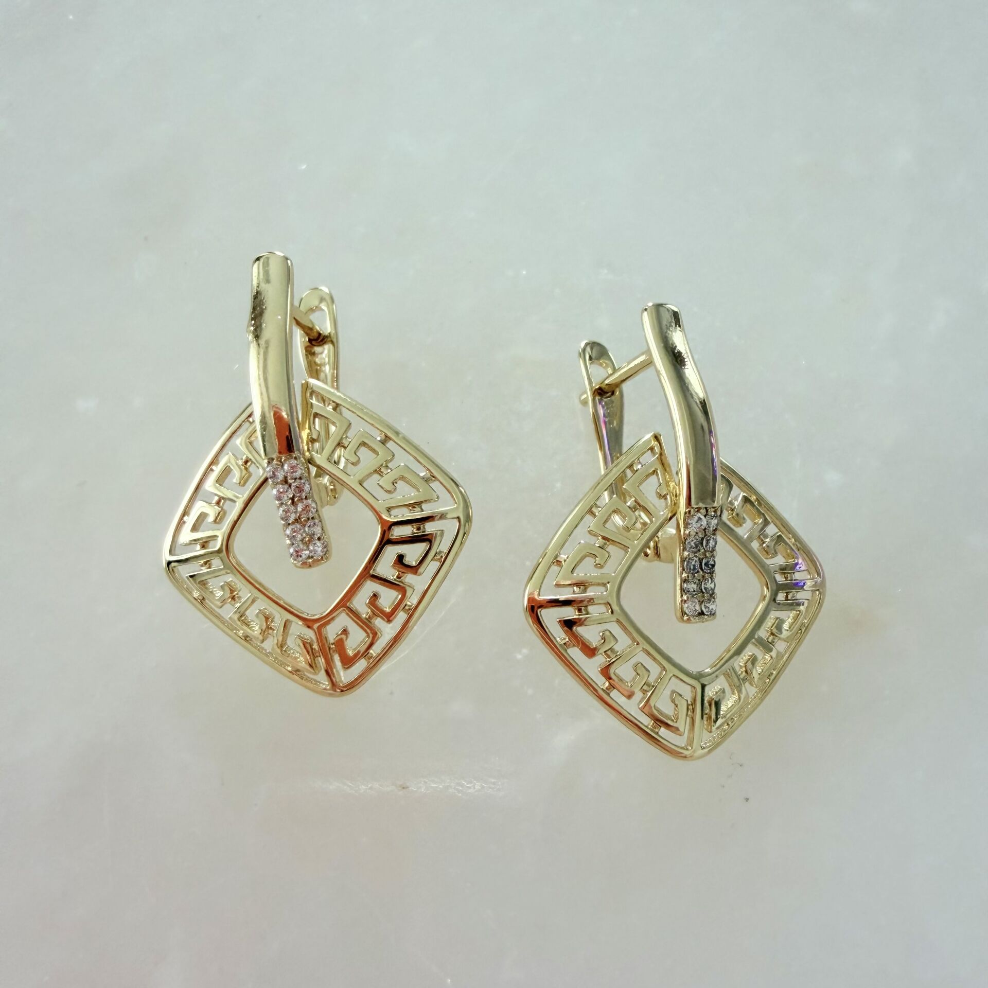 Özel Seri Kare Kesim Küpe