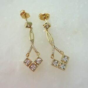 Özel Seri Taşlı Sallantılı Küpe