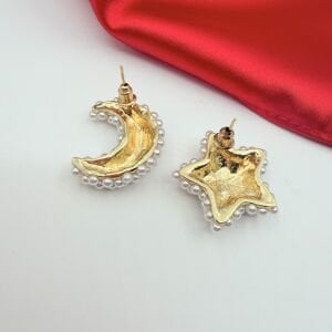 İncili Ay Yıldız Küpe Kırmızı İpek Saten Fular Kombin