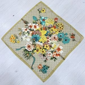 Çiçek Desenli Fular - Şal (70*70cm)