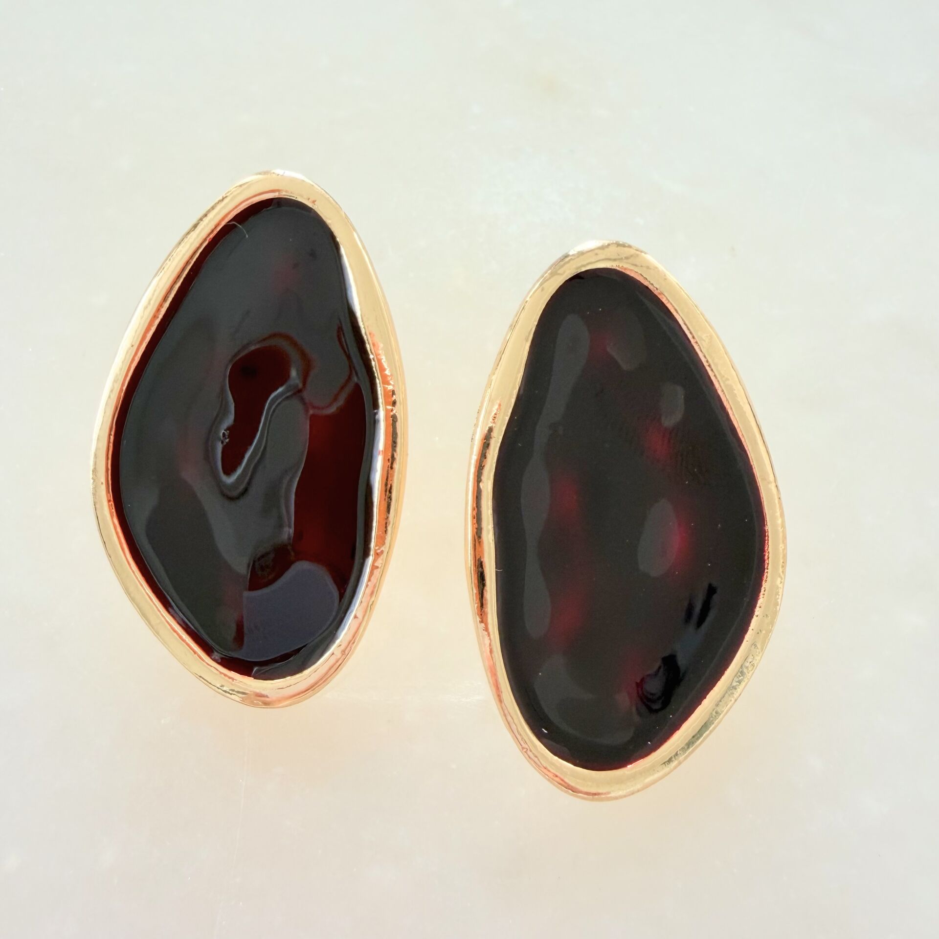 Bordo Mineli Asimetrik Küpe