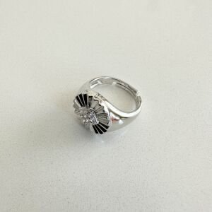 Özel Seri Tırtıklı Taşlı Yüzük -silver-