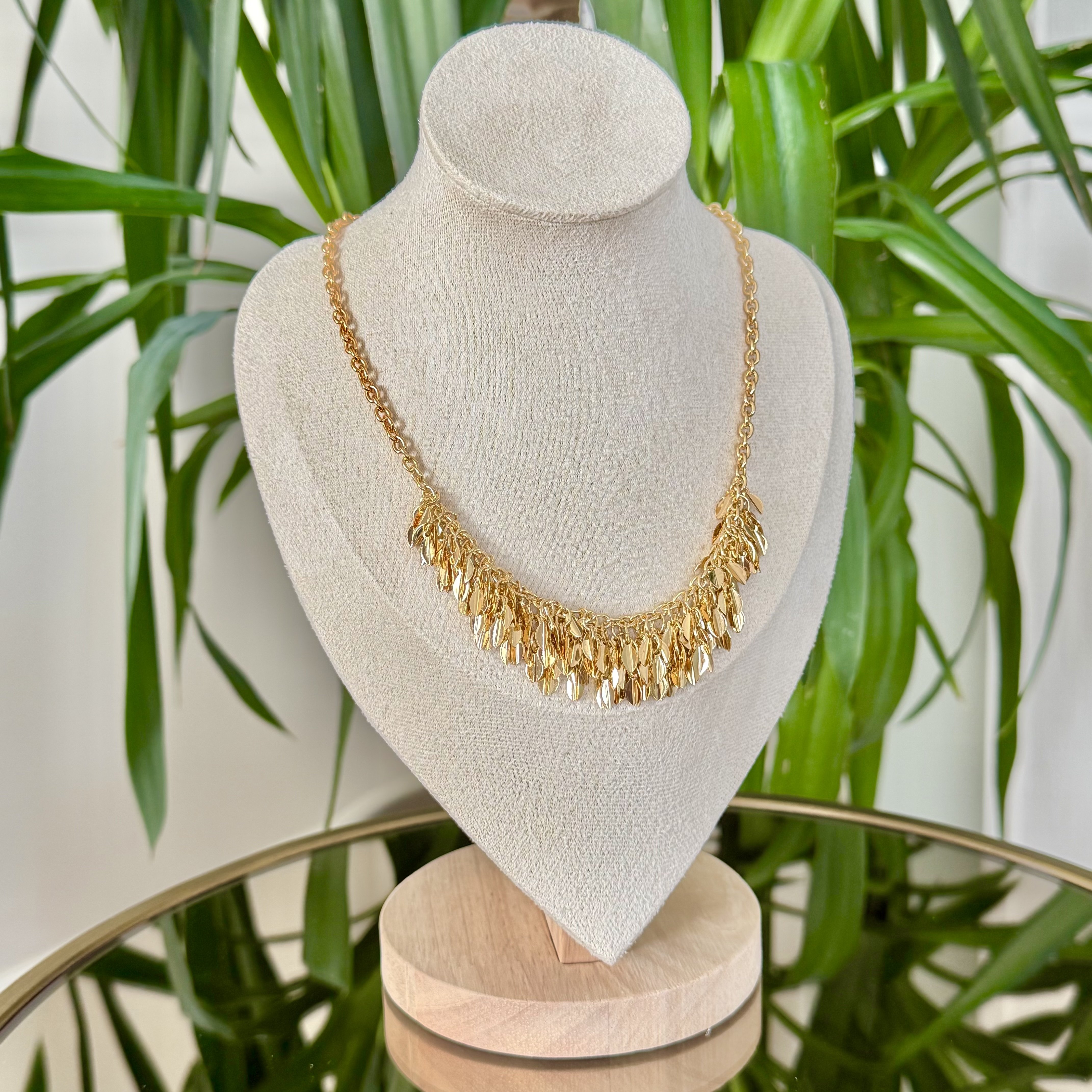 Altın Kaplama Pullu Kolye