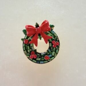 Yeşil Boncuklu Çelenk Yeniyıl Broş