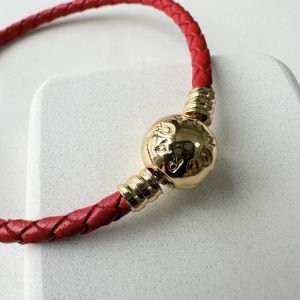 Kırmızı Deri Marka Model Bileklik