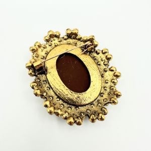 Gold Taşlı Kadın Figürlü Vintage Broş