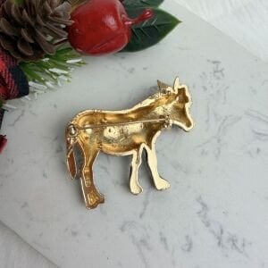 Sevimli Yeniyıl Kutlayan Eşek Broş