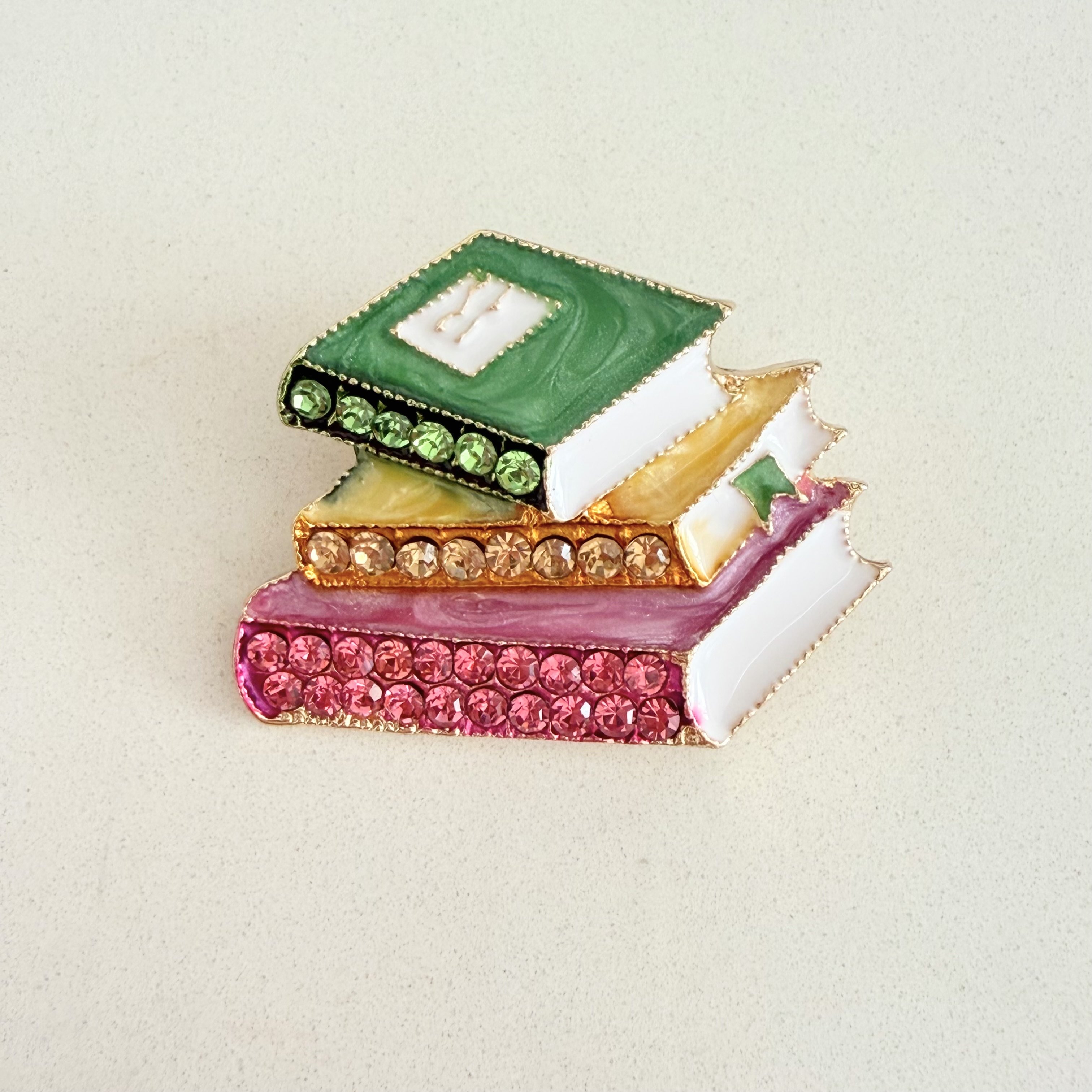 Renkli Kitaplar Broş