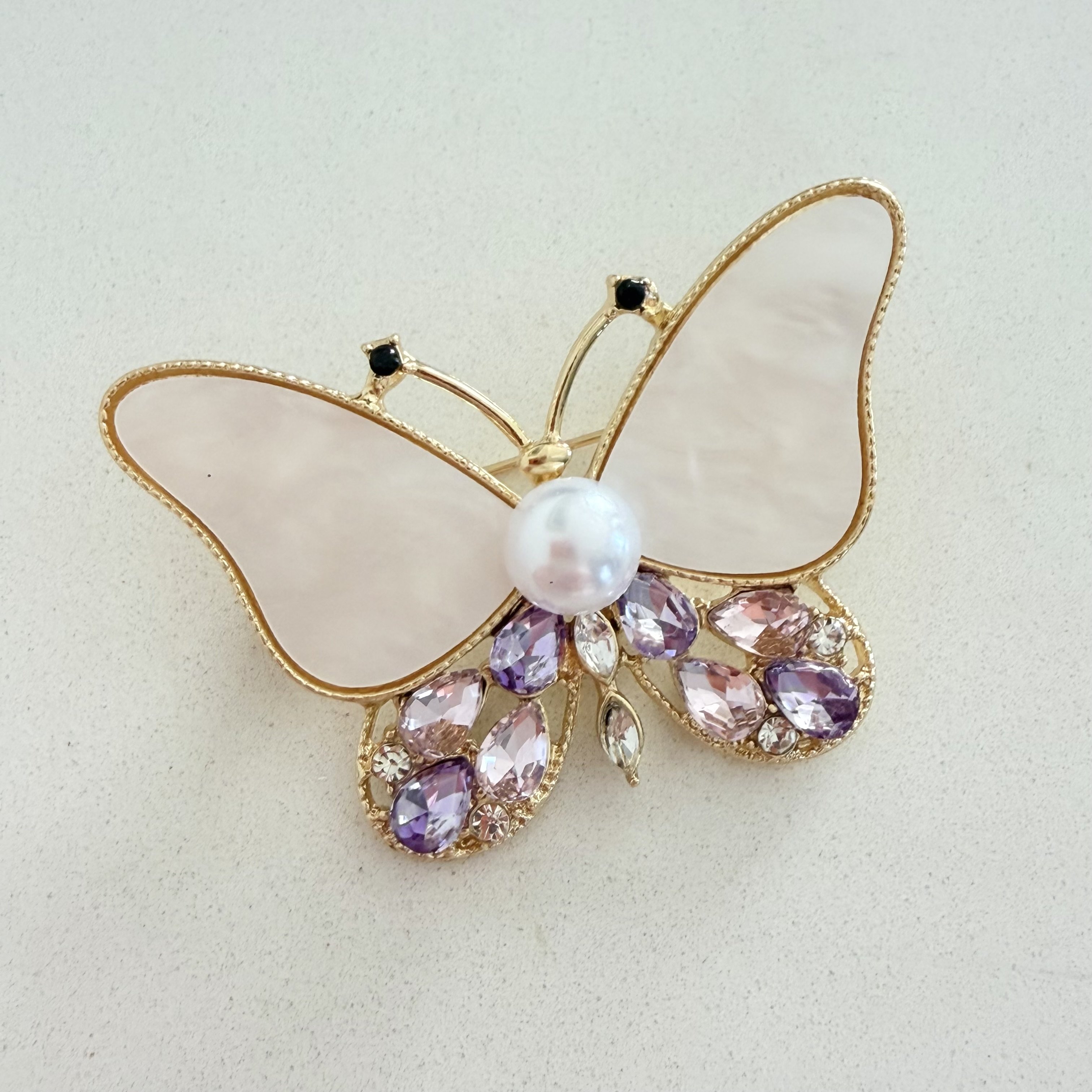 Renkli Taşlı Kelebek Broş